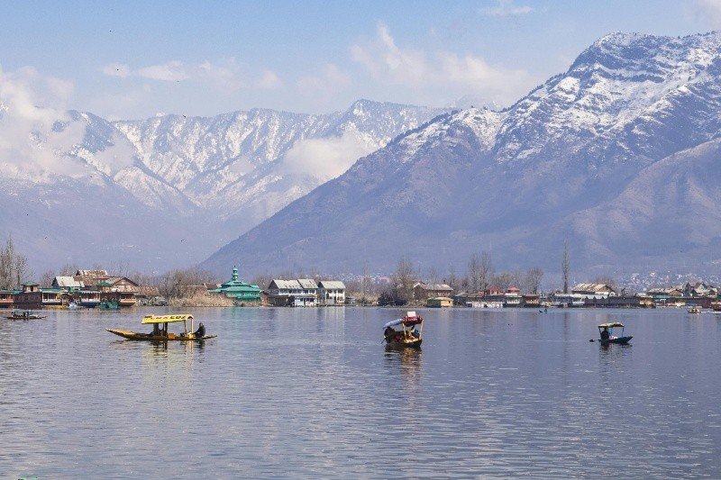 NTHolidays Madurai: Best Kashmir travel offers for families and couples